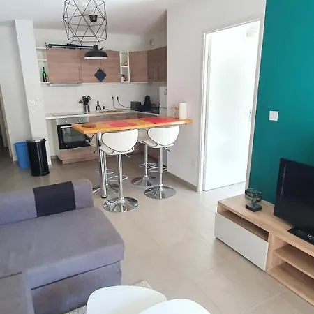 Apartment Joli T2 Classe 3 Etoiles Plein Centre-balcon-baignoire-parking Toulouse